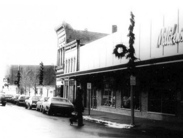 Millikens - Manistee Location (newer photo)
